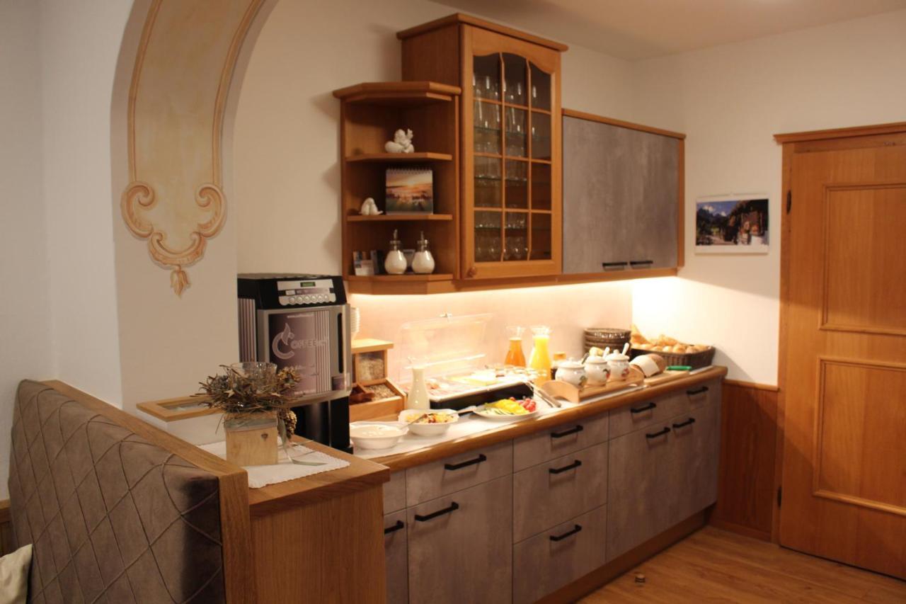 ホテル Haus Anni ラートシュタット エクステリア 写真